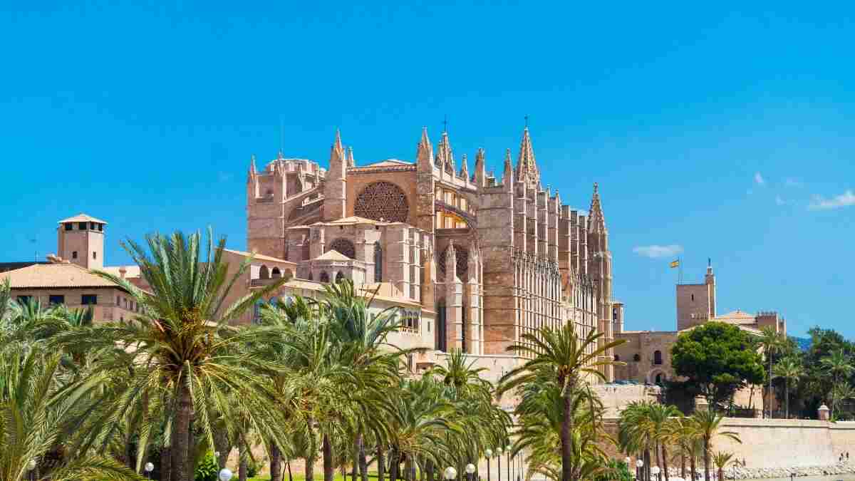Sobre Palma de Mallorca, Características Históricas y Turísticas, Opciones de Alojamiento